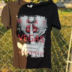 Womens going to Vegas graphic tee! Rare find black size S prewashed#edgy#boldtee
